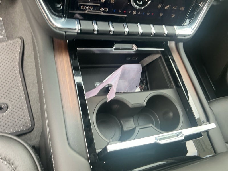 2027 GMC Yukon XL Denali