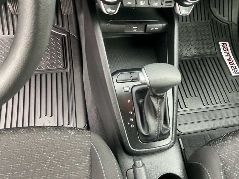 2023 Kia Rio 5-Door S