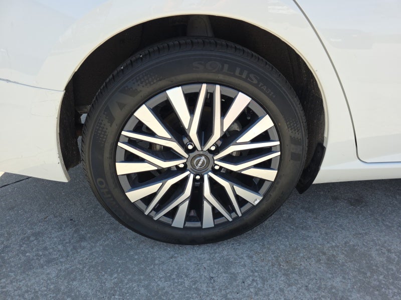 2025 Nissan Altima SV
