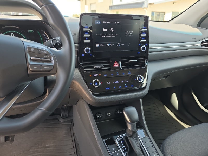 2022 Hyundai Ioniq Hybrid SE