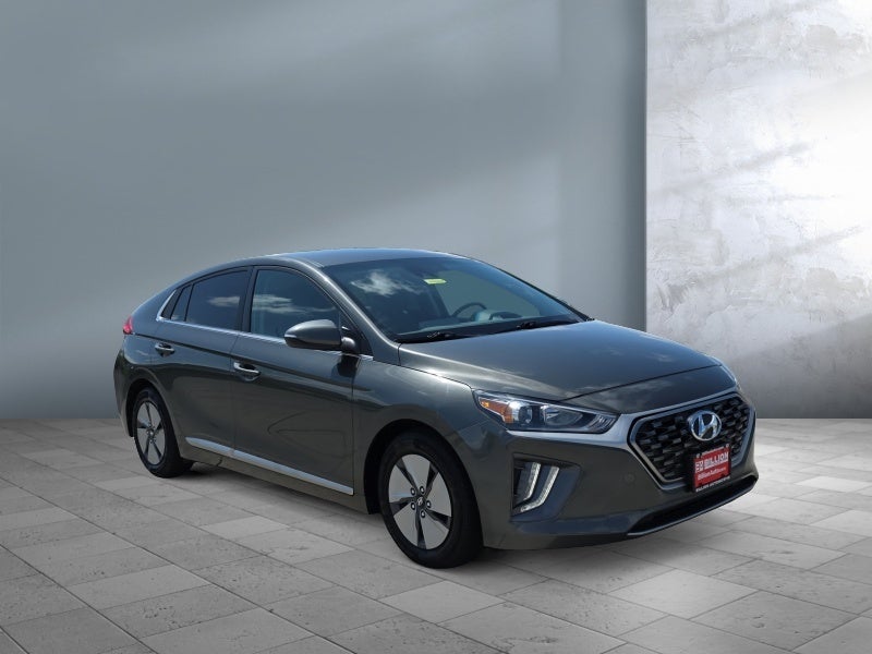 2022 Hyundai Ioniq Hybrid SE