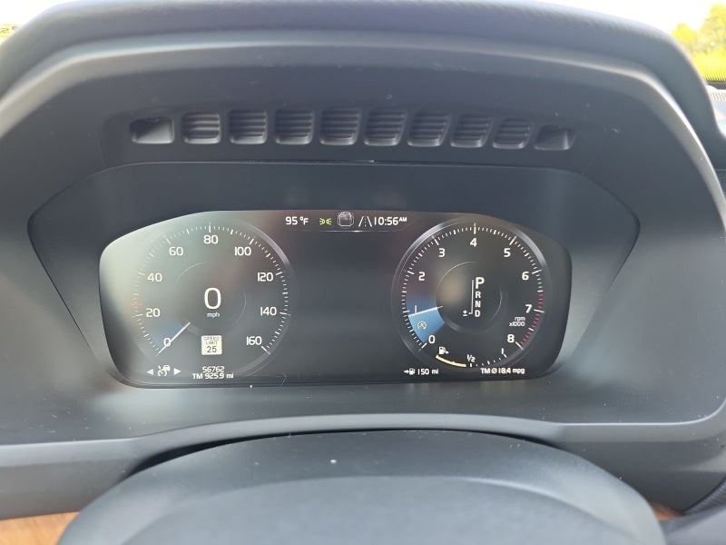 2022 Volvo XC90 Momentum