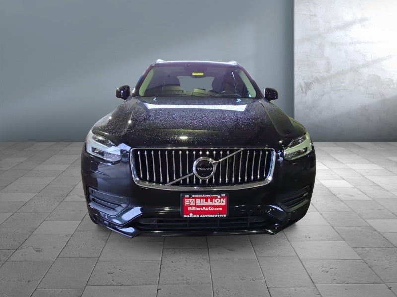 2022 Volvo XC90 Momentum
