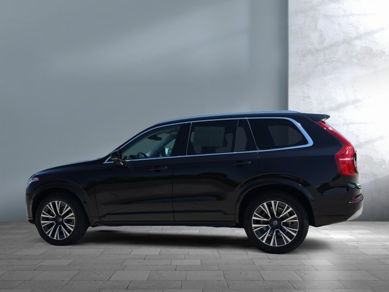 2022 Volvo XC90 Momentum