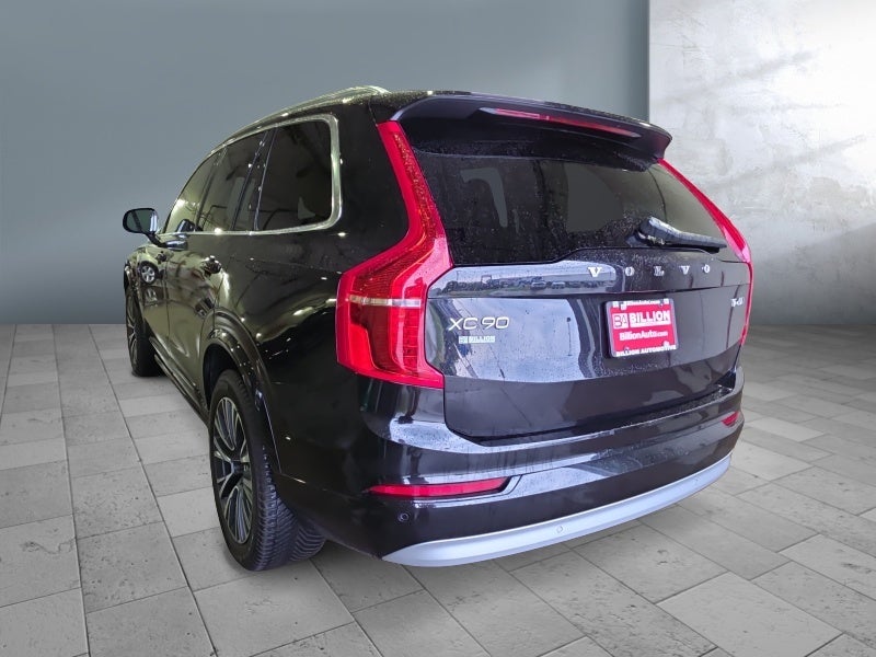 2022 Volvo XC90 Momentum