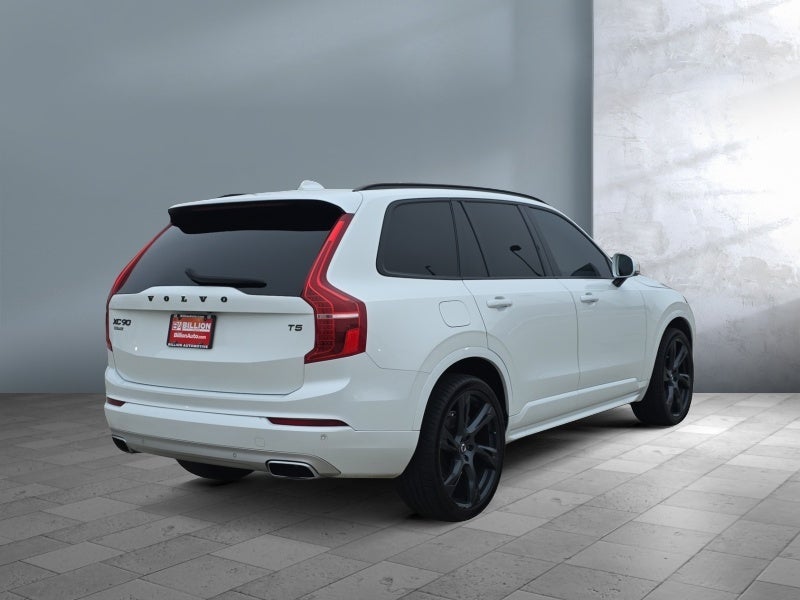 2020 Volvo XC90 Momentum