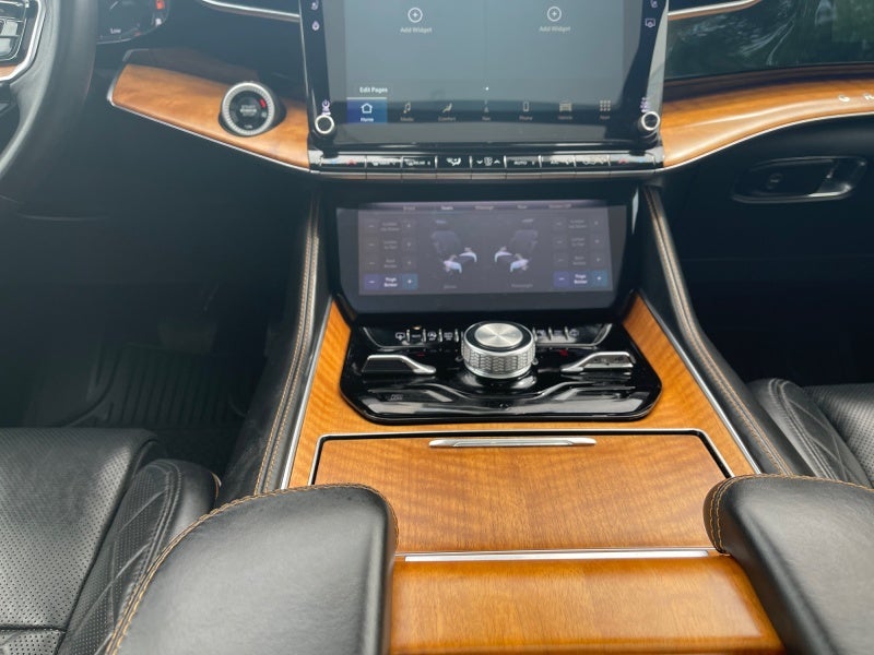 2024 Jeep Grand Wagoneer L Series III