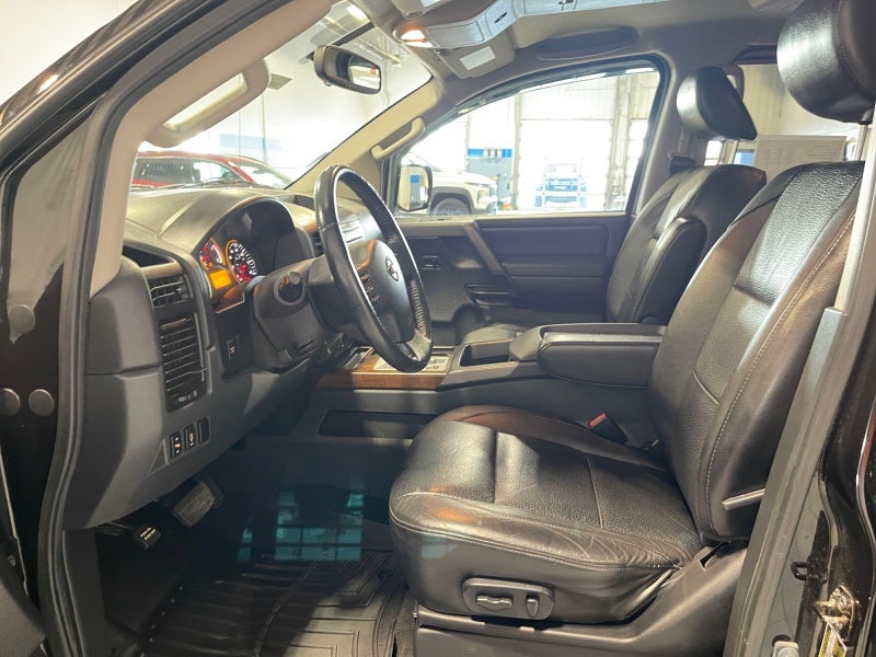 2012 Nissan Titan SL