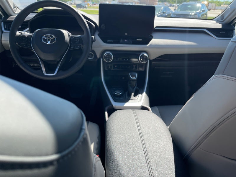 2025 Toyota RAV4 Limited