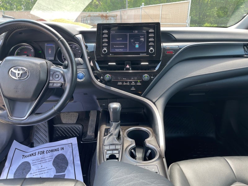 2024 Toyota Camry Hybrid SE