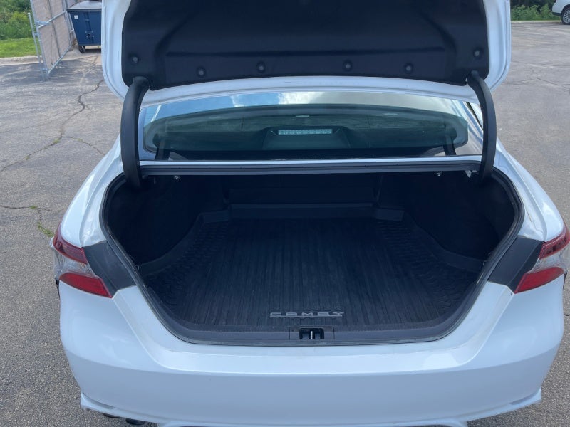 2024 Toyota Camry Hybrid SE