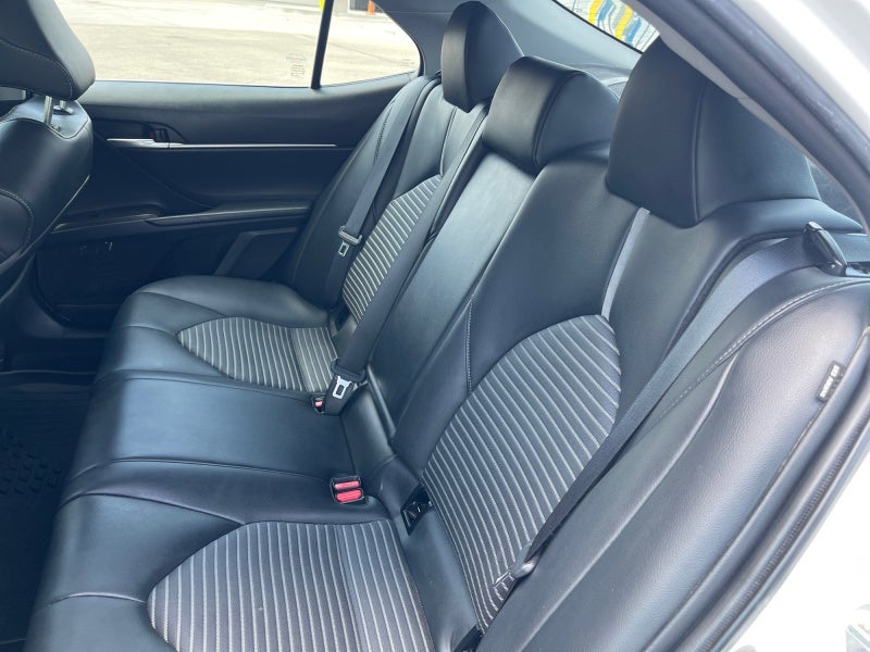 2024 Toyota Camry Hybrid SE