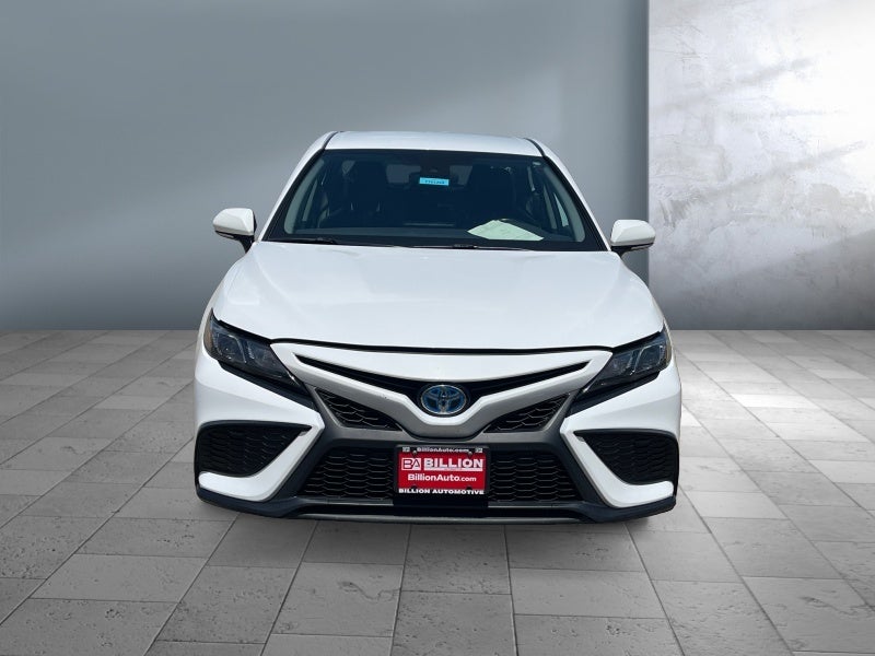 2024 Toyota Camry Hybrid SE
