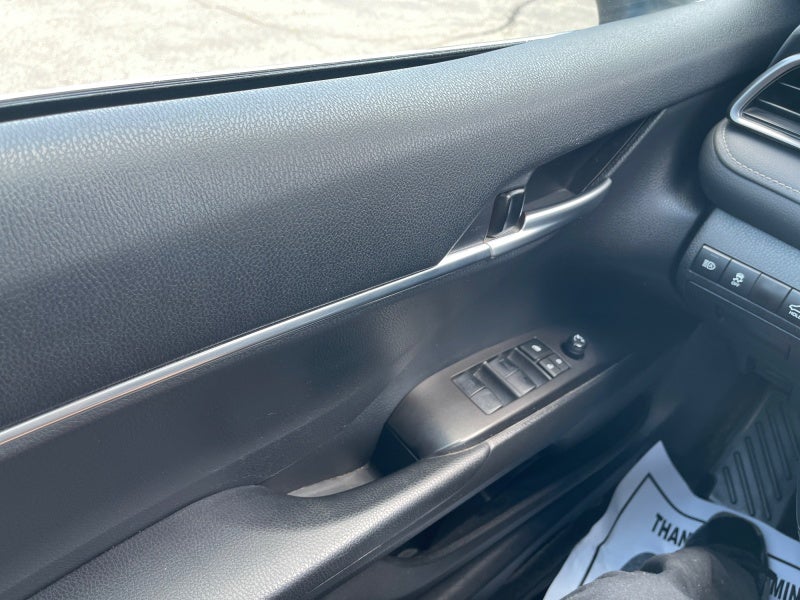 2024 Toyota Camry Hybrid SE