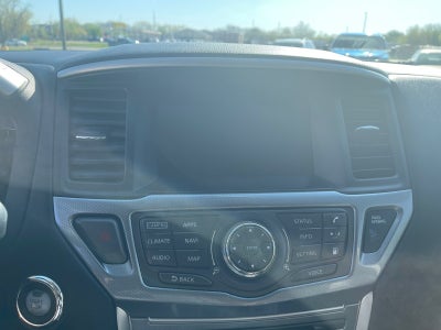 2019 Nissan Pathfinder SL