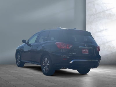 2019 Nissan Pathfinder SL