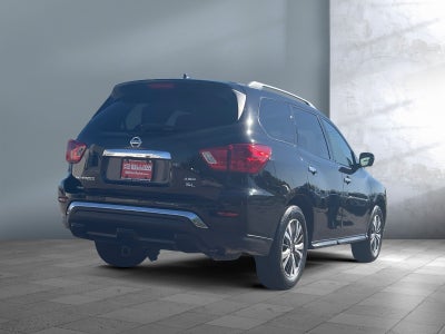 2019 Nissan Pathfinder SL