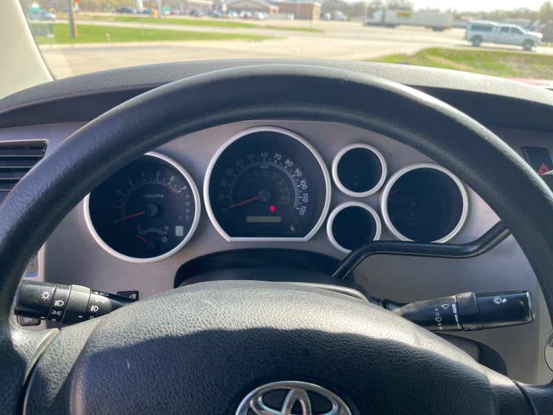 2012 Toyota Tundra 4WD Truck GRADE