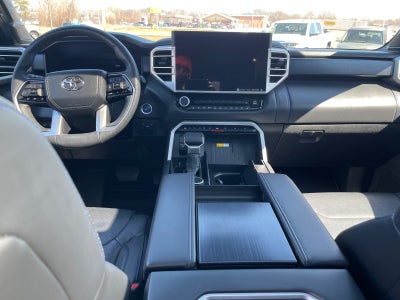 2024 Toyota Sequoia SR5
