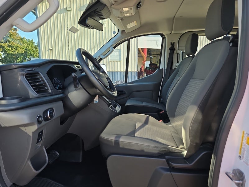 2024 Ford Transit Passenger Wagon XL