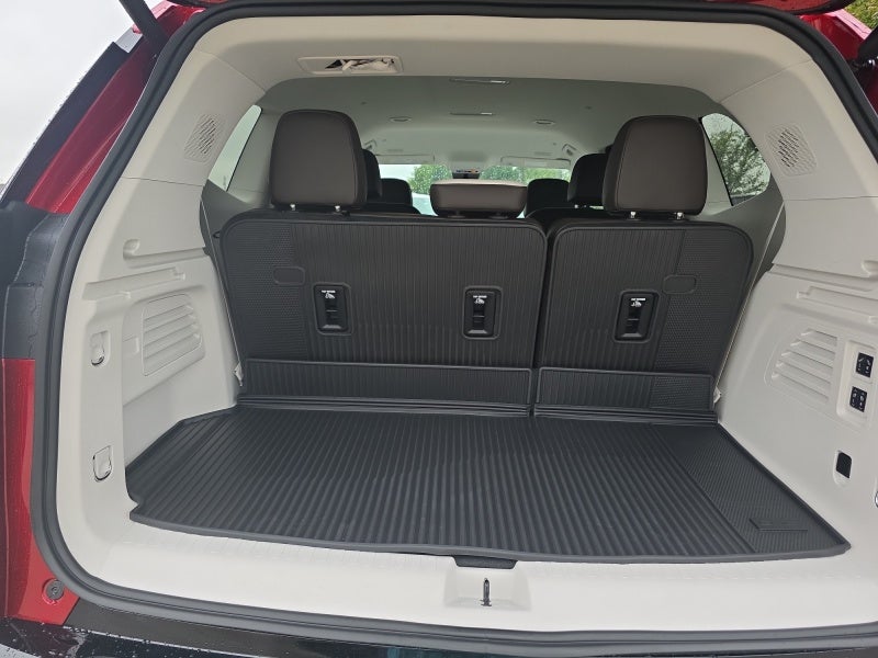 2027 GMC Acadia Denali