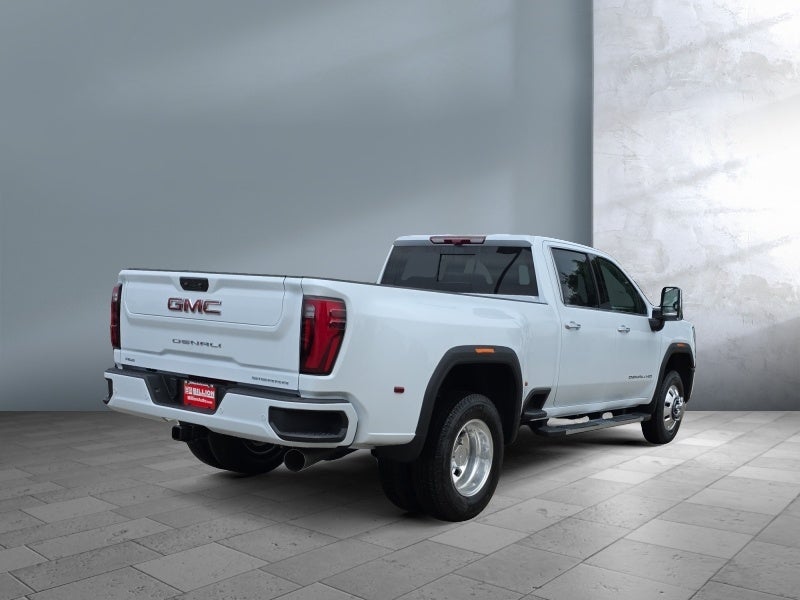 2026 GMC Sierra 3500 HD Denali DRW