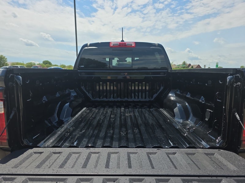 2026 GMC Canyon AT4 - Photo 17