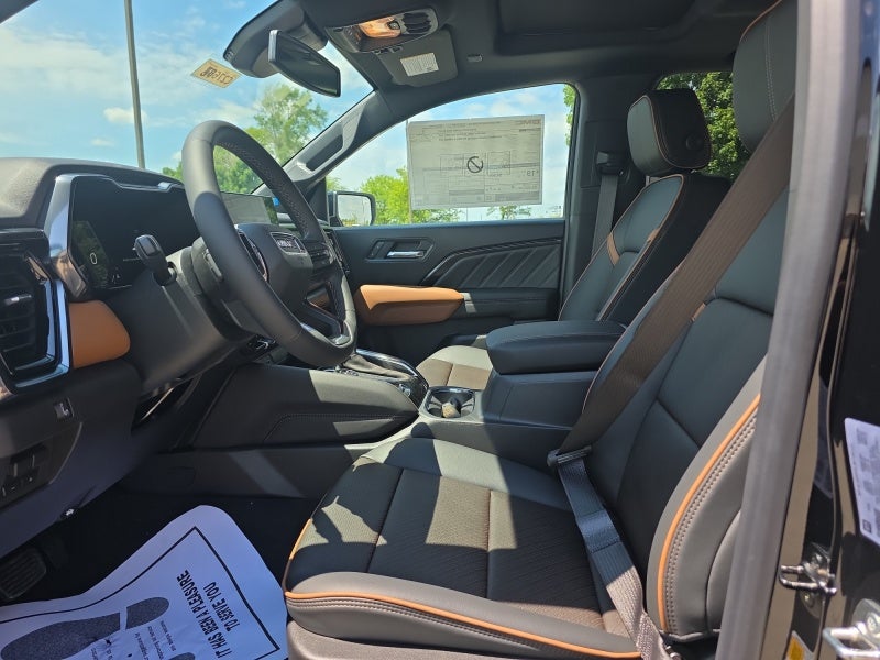 2026 GMC Canyon AT4 - Photo 9