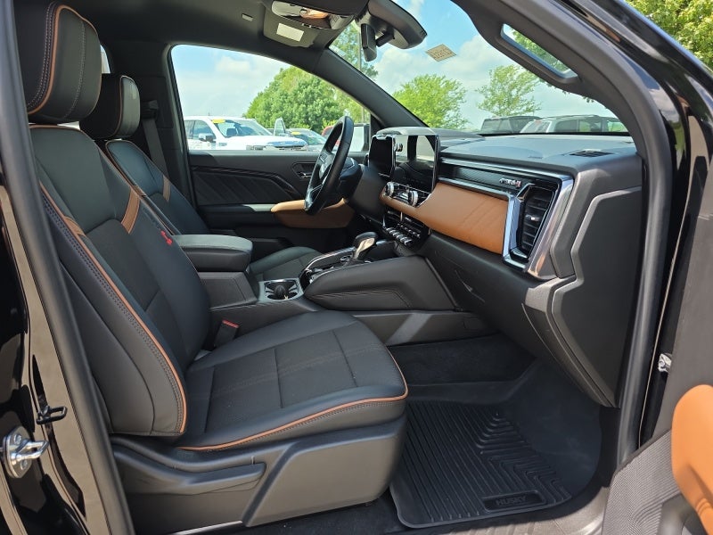 2024 GMC Canyon AT4