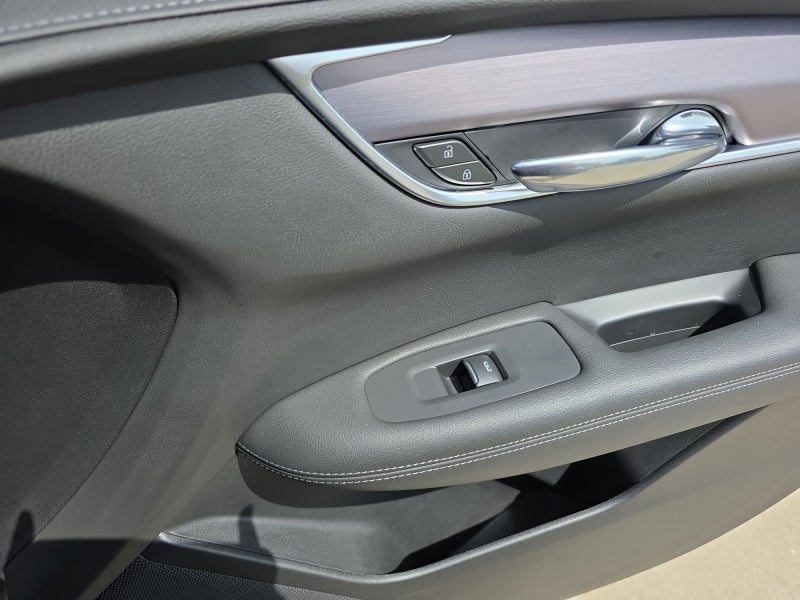 2024 Cadillac XT6 Luxury