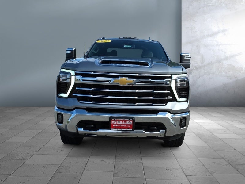 2025 Chevrolet Silverado 3500 HD LTZ