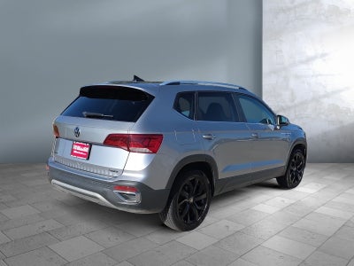 2022 Volkswagen Taos SE