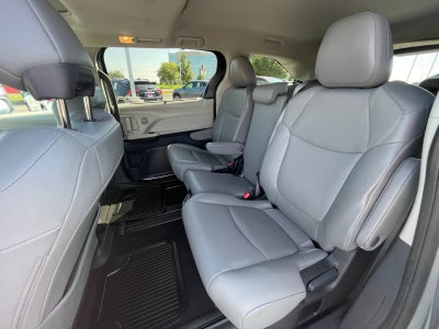 2024 Toyota Sienna XLE