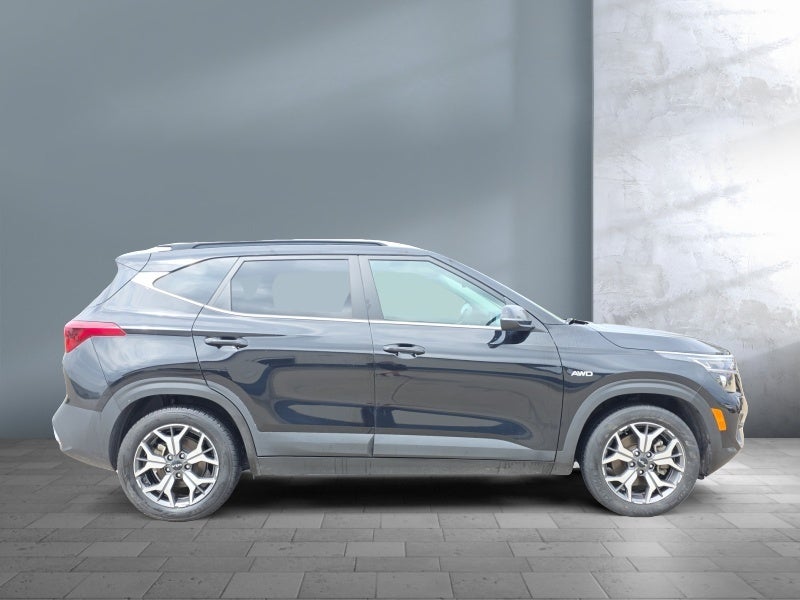 2023 Kia Seltos EX