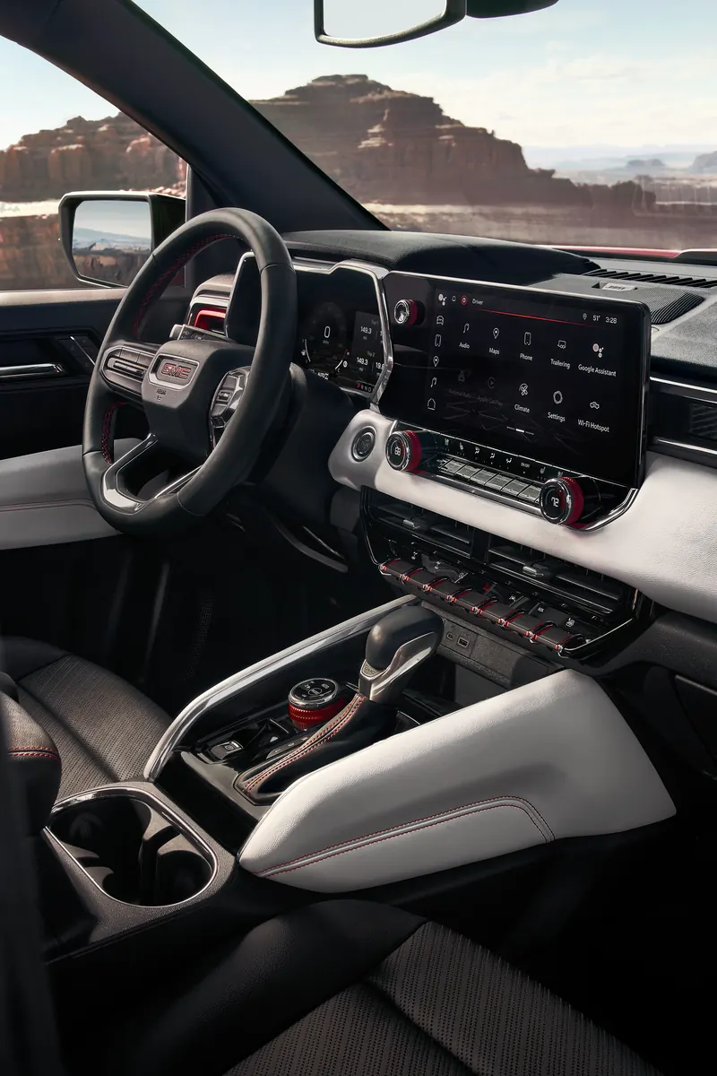 2026 GMC Canyon infotainment system at Billion GMC Clinton in Clinton IA